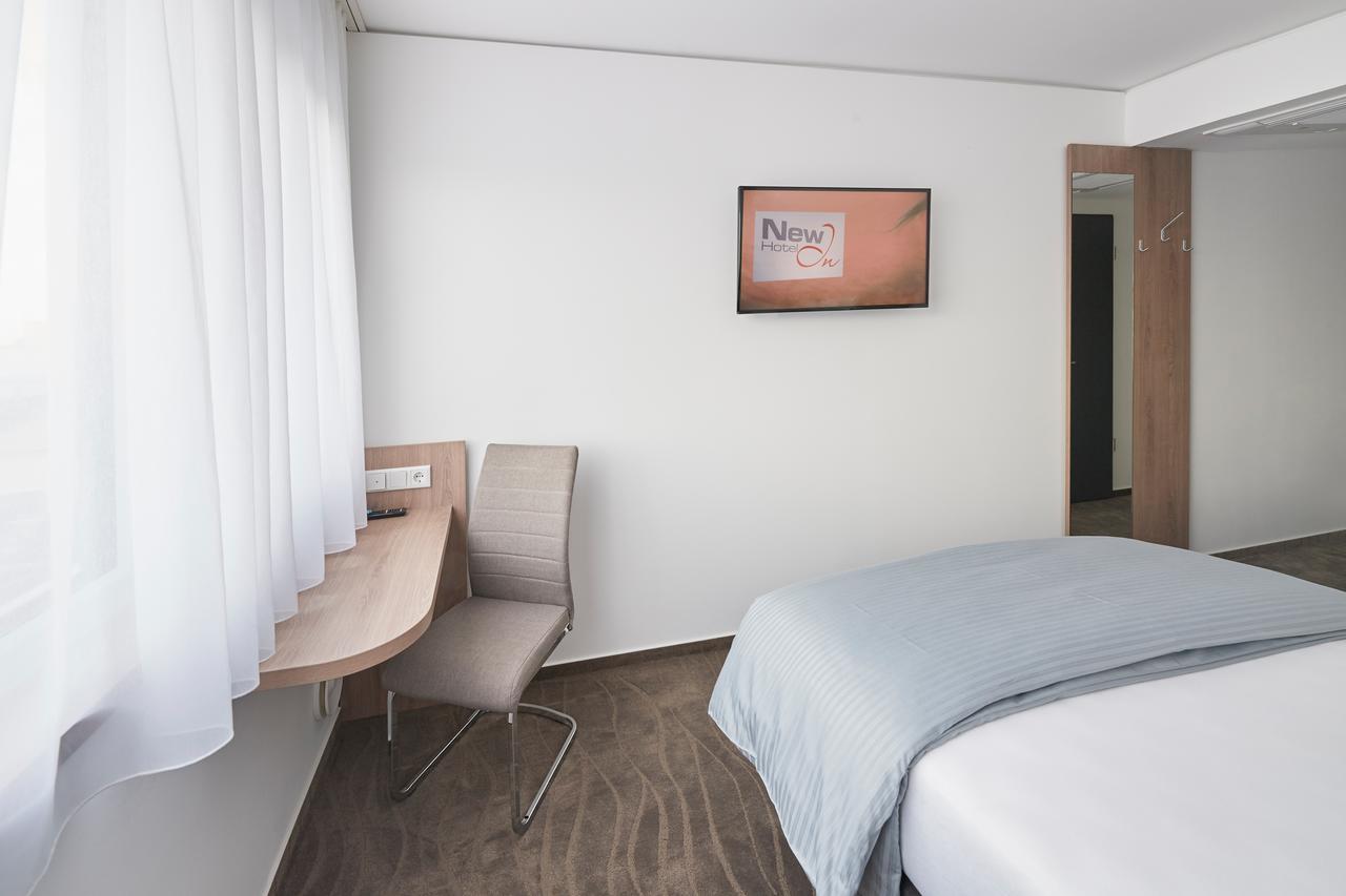 Hotel New In Gaimersheim Exteriör bild